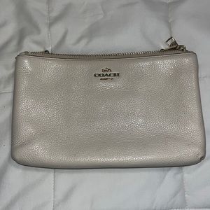 Coach Off White/Beige Cross Body Purse